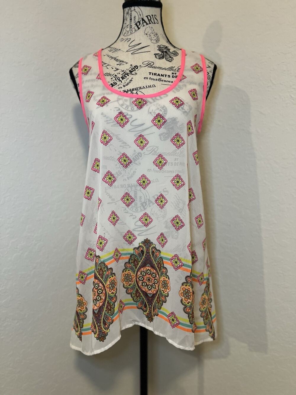 Women’s Sheer Tank Top Size Medium Bright Neon Vibrant Sleeveless Blouse Travel